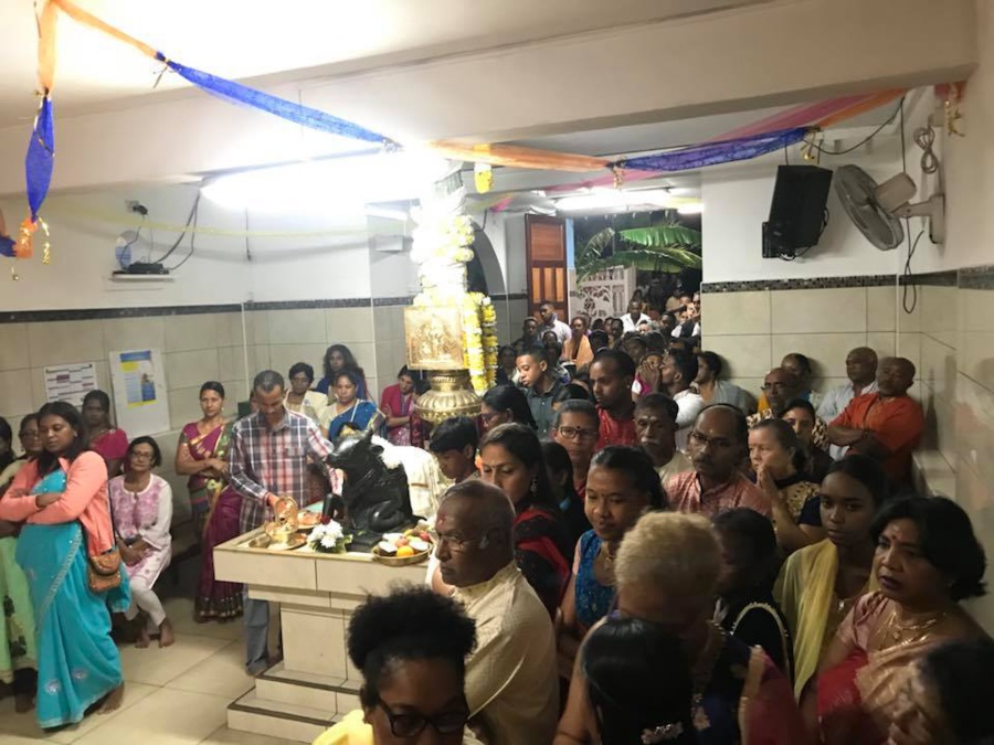 DÉBUT DE SHIVA TIROUVARNAM BRAHMOTSAVAM AU TEMPLE CHOCALINGOM MINATCHY DE TAMATAVE 