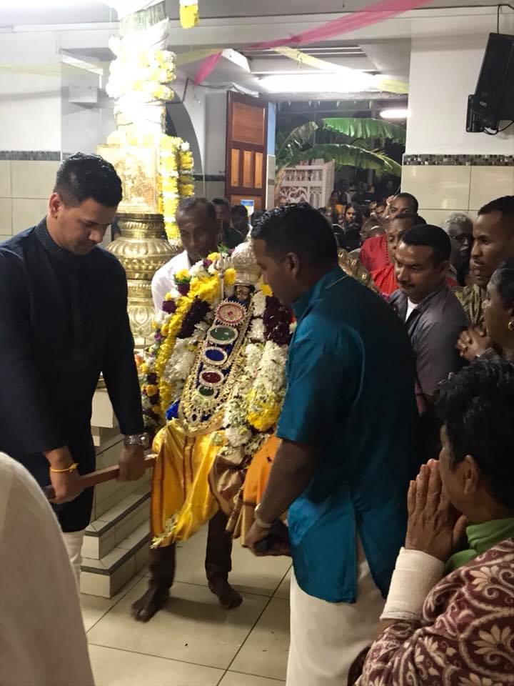 DÉBUT DE SHIVA TIROUVARNAM BRAHMOTSAVAM AU TEMPLE CHOCALINGOM MINATCHY DE TAMATAVE 