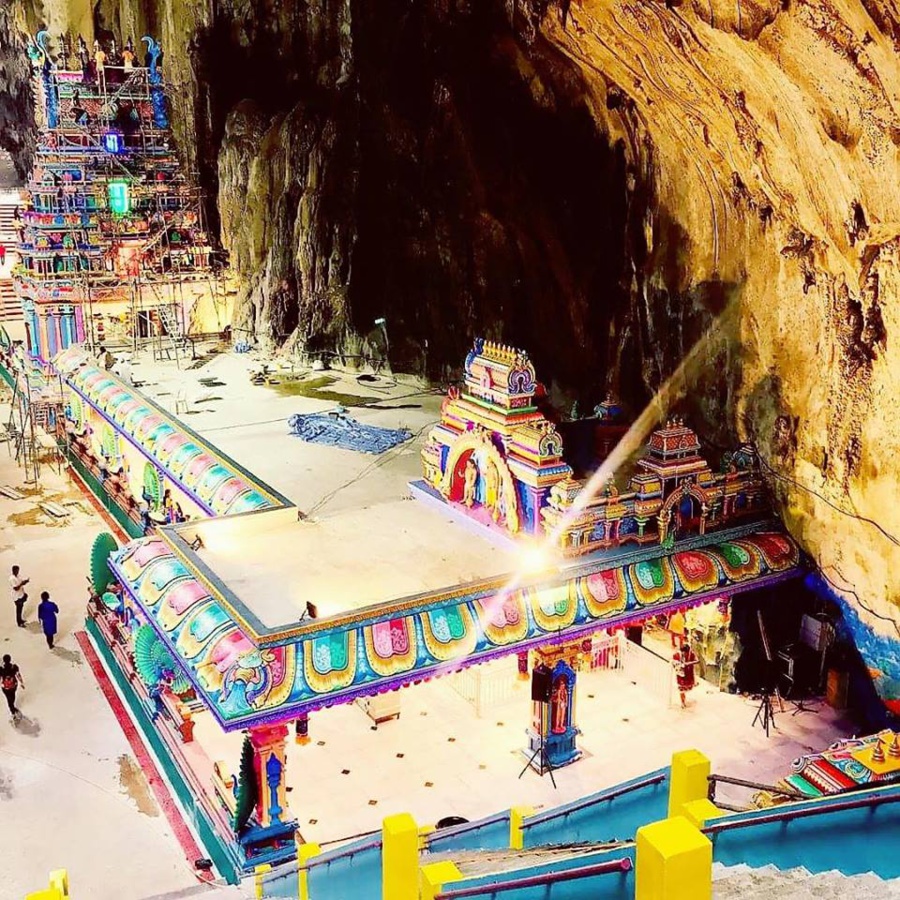 NOUVELLES PEINTURES DU TEMPLE BATU CAVES EN MALAISIE : VERS L’ILLÉGALITÉ 