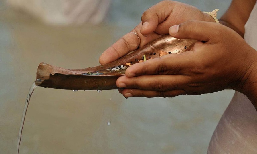 MAHALAYA PITRI PAKSHA : À FAIRE ET À NE PAS FAIRE MAHALAYA PITRI PAKSHA : À FAIRE ET À NE PAS FAIRE