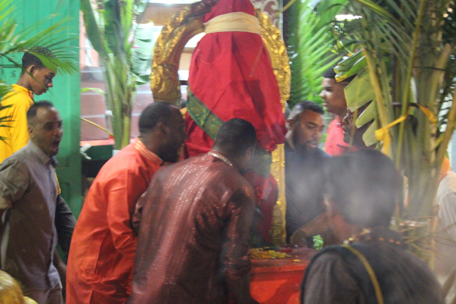 MARIAGE BONDIEU 2018 AU TEMPLE PANDIALE PRIMAT DE SAINT-DENIS 