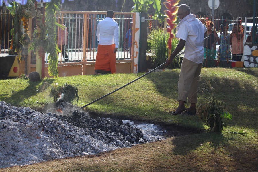 AU COEUR DE LA PÉRIODE DES MARCHES SUR LE FEU AU COEUR DE LA PÉRIODE DES MARCHES SUR LE FEU