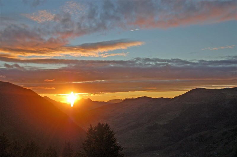 POURQUOI DEVONS-NOUS PAS DORMIR PENDANT LE LEVER ET LE COUCHER DU SOLEIL ?