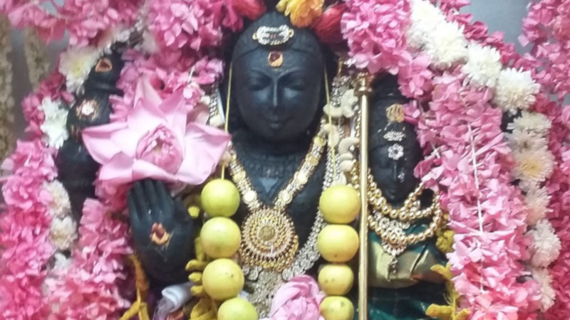 SWARNA BHAIRAVA : LA FORME TERRIBLE DU SEIGNEUR SHIVA SWARNA BHAIRAVA : LA FORME TERRIBLE DU SEIGNEUR SHIVA