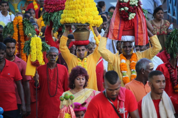 MARCHE SUR LE FEU 2019 AU TEMPLE GILLOT DE SAINTE-MARIE 