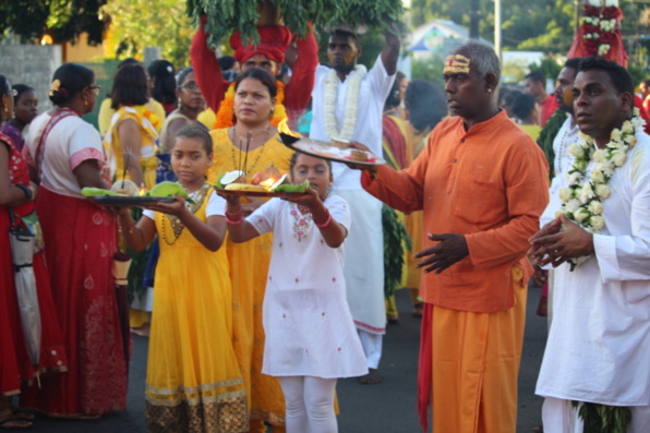 MARCHE SUR LE FEU 2019 AU TEMPLE GILLOT DE SAINTE-MARIE 