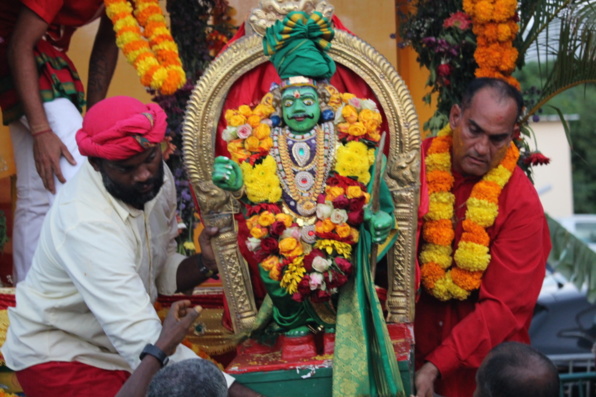 MARCHE SUR LE FEU 2019 AU TEMPLE GILLOT DE SAINTE-MARIE 