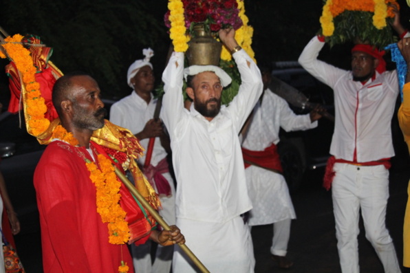 MARCHE SUR LE FEU 2019 À LA CHAPELLE KARLY PRIMAT DE SAINT-DENIS MARCHE SUR LE FEU 2019 À LA CHAPELLE KARLY PRIMAT DE SAINT-DENIS