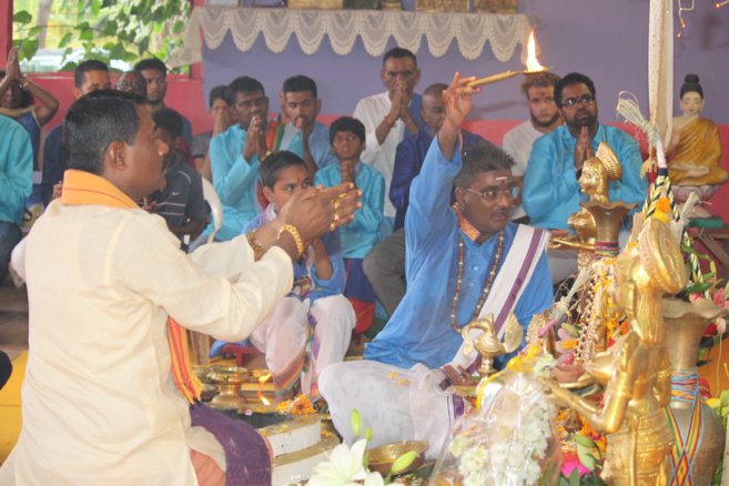 FÊTE GÔVINDEN AU TEMPLE PANDIALE PRIMAT DE SAINT-DENIS 