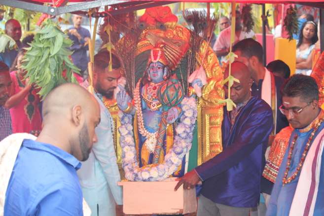 FÊTE GÔVINDEN AU TEMPLE PANDIALE PRIMAT DE SAINT-DENIS 