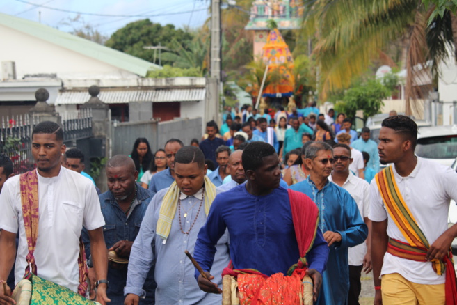 FÊTE GÔVINDEN AU TEMPLE PANDIALE PRIMAT DE SAINT-DENIS 