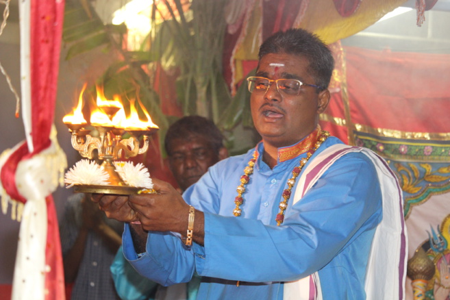 FÊTE GÔVINDEN AU TEMPLE PANDIALE PRIMAT DE SAINT-DENIS 