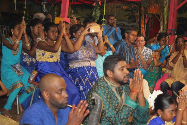 FÊTE GÔVINDEN AU TEMPLE PANDIALE PRIMAT DE SAINT-DENIS 