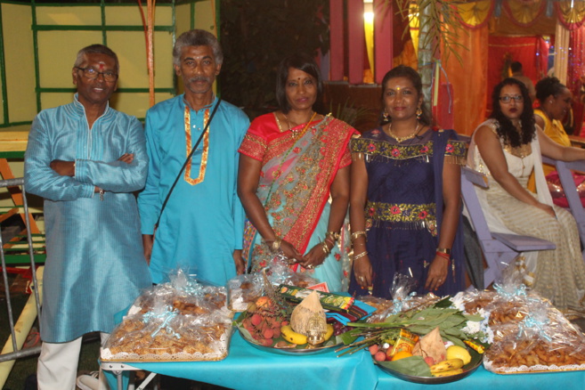 11EME FÊTE DÉDIÉE AU SEIGNEUR KRISHNA POUR LA MARCHE SUR LE FEU AU TEMPLE PANDIALE PRIMAT 