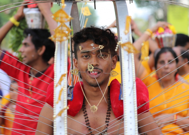 THAIPUSAM CAVADEE 2020 À SINGAPOUR THAIPUSAM CAVADEE 2020 À SINGAPOUR