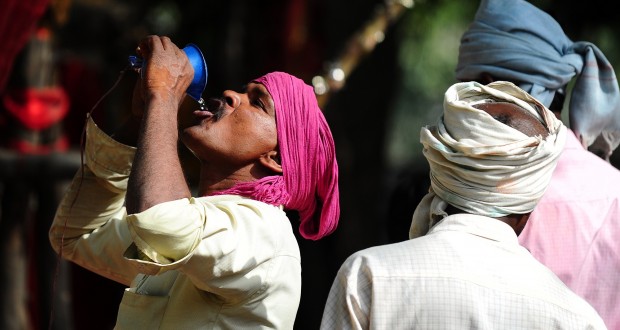 EN INDE, DES RECCORDS DE CHALEUR AVEC PLUS DE 40°C AU THERMOMÈTRE 