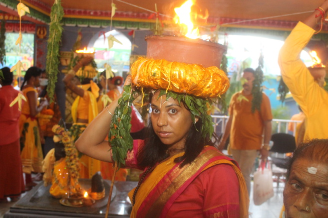 MARCHE SUR LE FEU 2021 AU TEMPLE PANDIALÉ PRIMAT