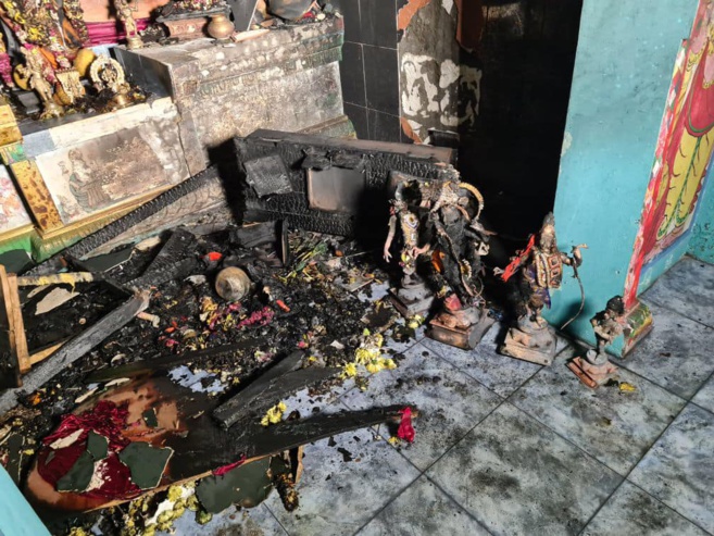 LE TEMPLE MARYEN PEROUMAL DE ST-ANDRÉ VICTIME DES FLAMMES LE TEMPLE MARYEN PEROUMAL DE ST-ANDRÉ VICTIME DES FLAMMES