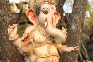 INVOCATION QUOTIDIENNE DE GANESH : L'ULTIME DISSIPATEUR D'OBSTACLES INVOCATION QUOTIDIENNE DE GANESH : L'ULTIME DISSIPATEUR D'OBSTACLES