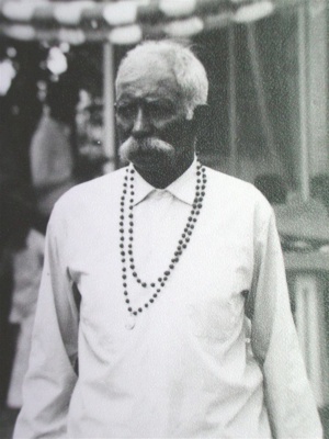 GRAND-MANICON GRAND-MANICON