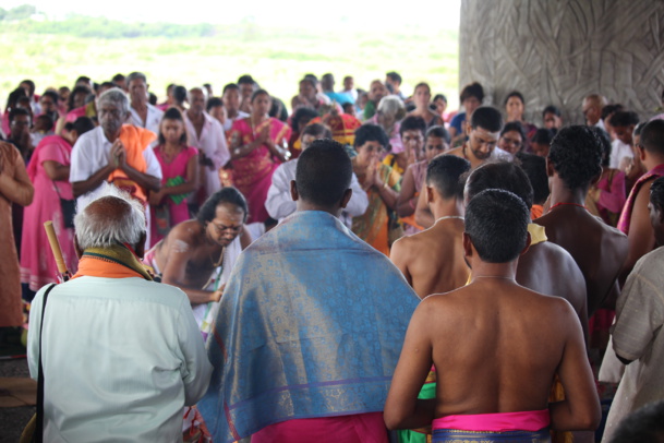 Les premières photos du Thaipusam Cavadee 2016 à Saint-Louis (Réunion)
