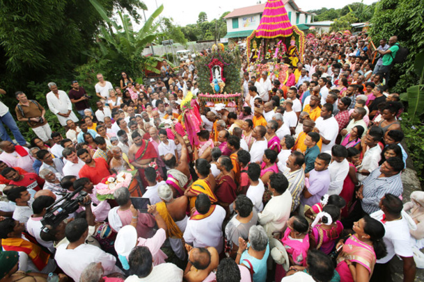 Les premières photos du Thaipusam Cavadee 2016 de St-André (Réunion)
