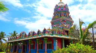 PÉTITION DES FIDÈLES DU TEMPLE NARASSINGUA PEROUMAL DE SAINT-PIERRE