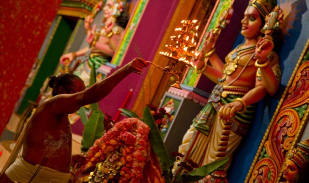 TEMPLE NARASSINGUA PEROUMAL DE SAINT-PIERRE