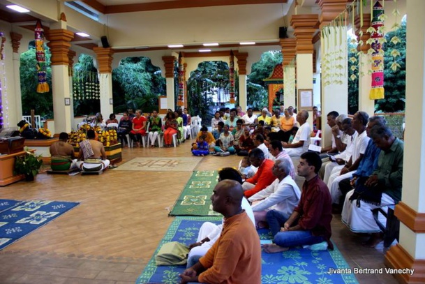 DÉBUT DE LA MÂHA SHIVARATRI À L'ASHRAM DU PORT