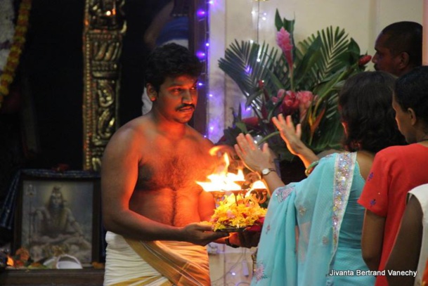 MAHA SHIVARATRI 2016 À L'ASHRAM DU PORT