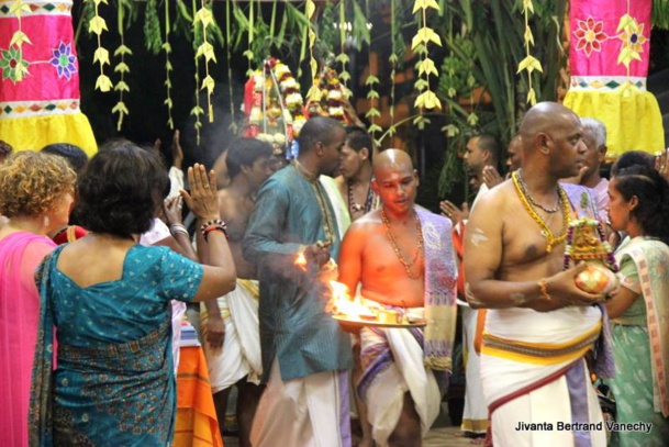 MAHA SHIVARATRI 2016 À L'ASHRAM DU PORT