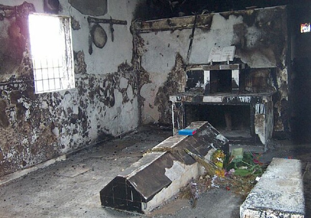 Cimetière du Père Lafosse ou Le cimetière des âmes perdues  Cimetière du Père Lafosse ou Le cimetière des âmes perdues