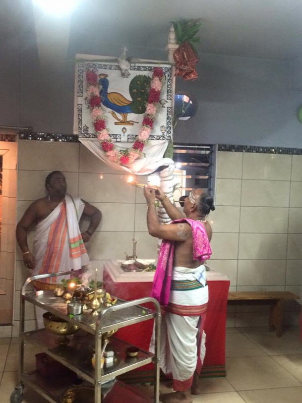 DÉBUT DU PANGOUNI OUTTIRAM CAVADEE À TAMATAVE  DÉBUT DU PANGOUNI OUTTIRAM CAVADEE À TAMATAVE