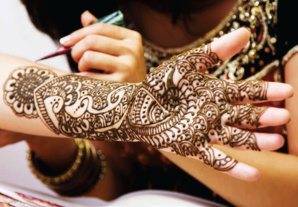 L'ART DU MEHNDI (HENNÉ)