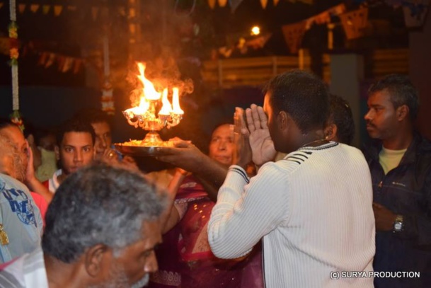 1ER OUTCHVAM DU SITTIRAÏ CAVADEE AU TEMPLE PAJANY MALEI DE RAVINE-CREUSE 