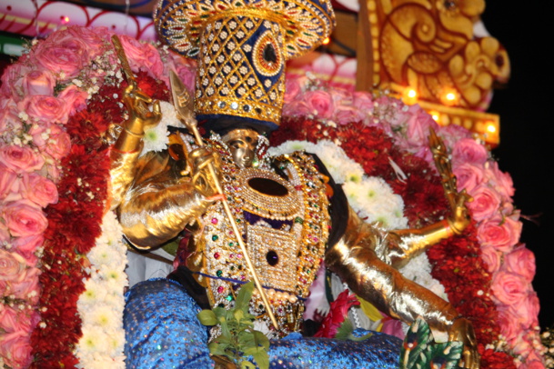 4ÈME OUTCHVAM SITTIRAÏ CAVADEE 2016 TEMPLE NARASSINGUA PEROUMAL