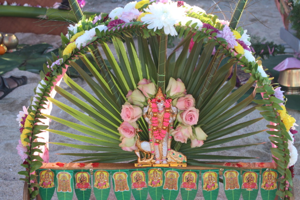 SITTIRAÏ CAVADEE 2016 AU TEMPLE NARASSINGUA PEROUMAL DE SAINT-PIERRE