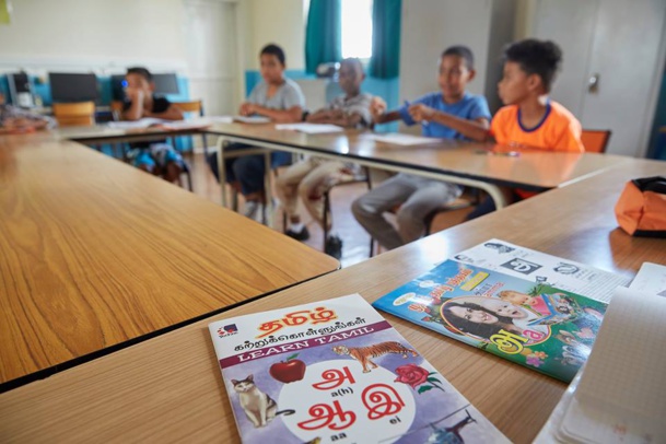 INITIATION AU TAMOUL DANS LES ÉCOLES DE SAINT-DENIS  