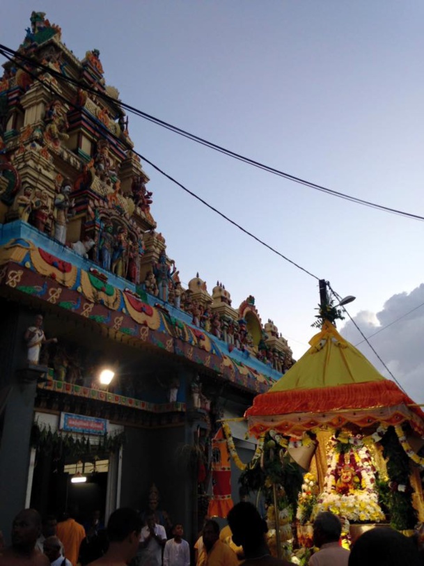 FÊTE MARIAMMAN 2016 AU TEMPLE SIVA SOUPRAMANIEN DE ST-BENOIT 