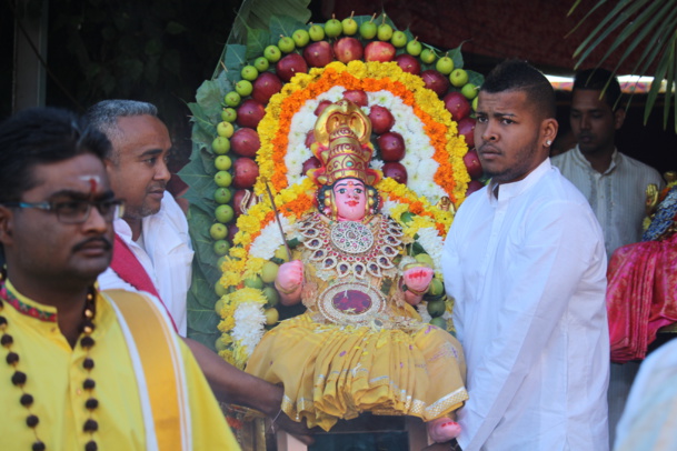 FÊTE MARIAMMAN 2016 AU TEMPLE PANDIALE PRIMAT DE SAINT-DENIS