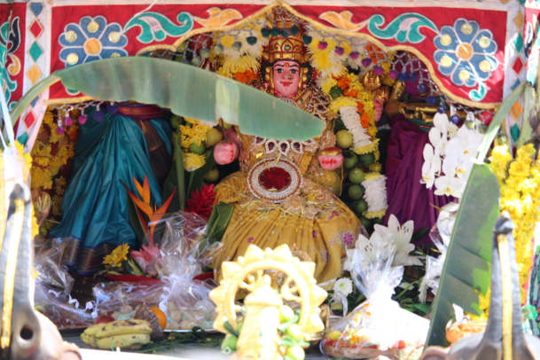 FÊTE MARIAMMAN 2016 AU TEMPLE PANDIALE PRIMAT DE SAINT-DENIS