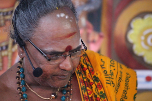 VAÏKÂSI VISÂGAM KÂVADI 2016 : TEMPLE SIVA SOUPRAMANIEN DE SAINT-BENOÎT 