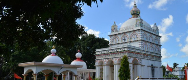 Maurice : Le temple Maheswarnath de Triolet, le plus grand temple hindou de l’île Maurice