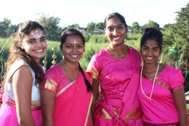 VAIKASI VISAKAM 2016 AU TEMPLE SIVA SOUPRAMANIEN DE SAINT-BENOIT 