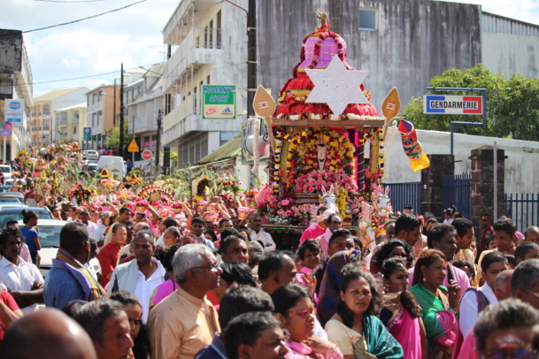 VAIKASI VISAKAM 2016 AU TEMPLE SIVA SOUPRAMANIEN DE SAINT-BENOIT 