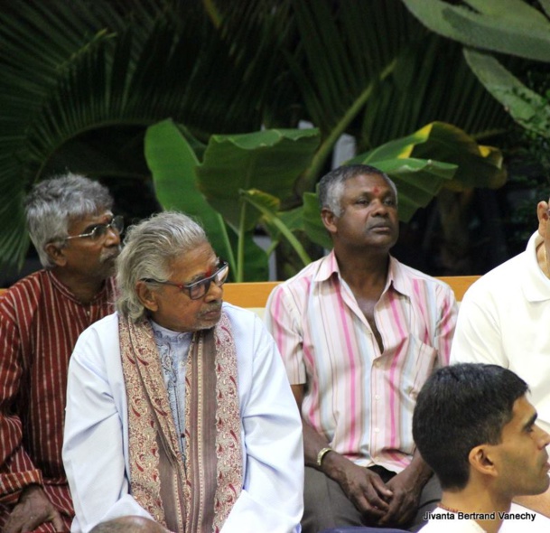 SATSANG POUR L'ANNIVERSAIRE DE SWAMI ADVAYANANDA 2016