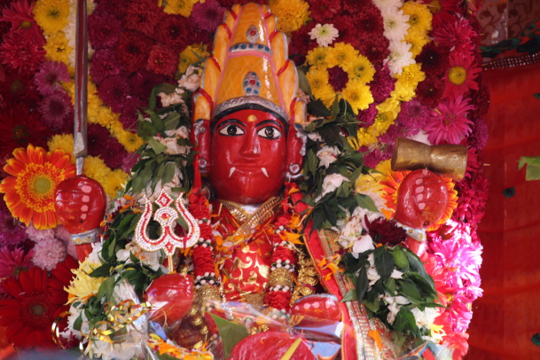 2ÈME JOUR DE FÊTE KÂLI 2016 AU TEMPLE DU CHAUDRON 2ÈME JOUR DE FÊTE KÂLI 2016 AU TEMPLE DU CHAUDRON