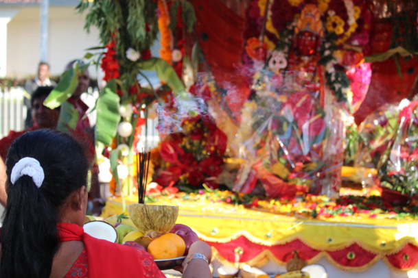 2ÈME JOUR DE FÊTE KÂLI 2016 AU TEMPLE DU CHAUDRON