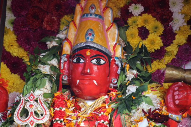 2ÈME JOUR DE FÊTE KÂLI 2016 AU TEMPLE DU CHAUDRON 2ÈME JOUR DE FÊTE KÂLI 2016 AU TEMPLE DU CHAUDRON