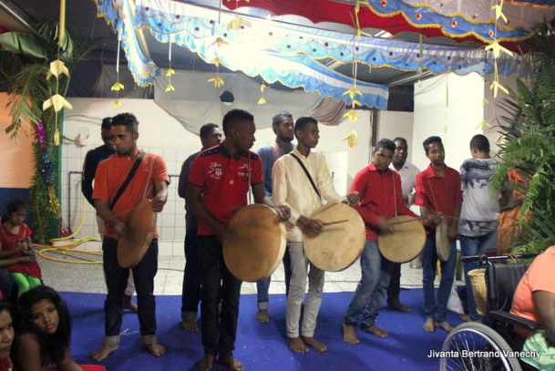 MARIAGE 'BONDIEU' 2016 AU TEMPLE MARYEN PEROUMAL